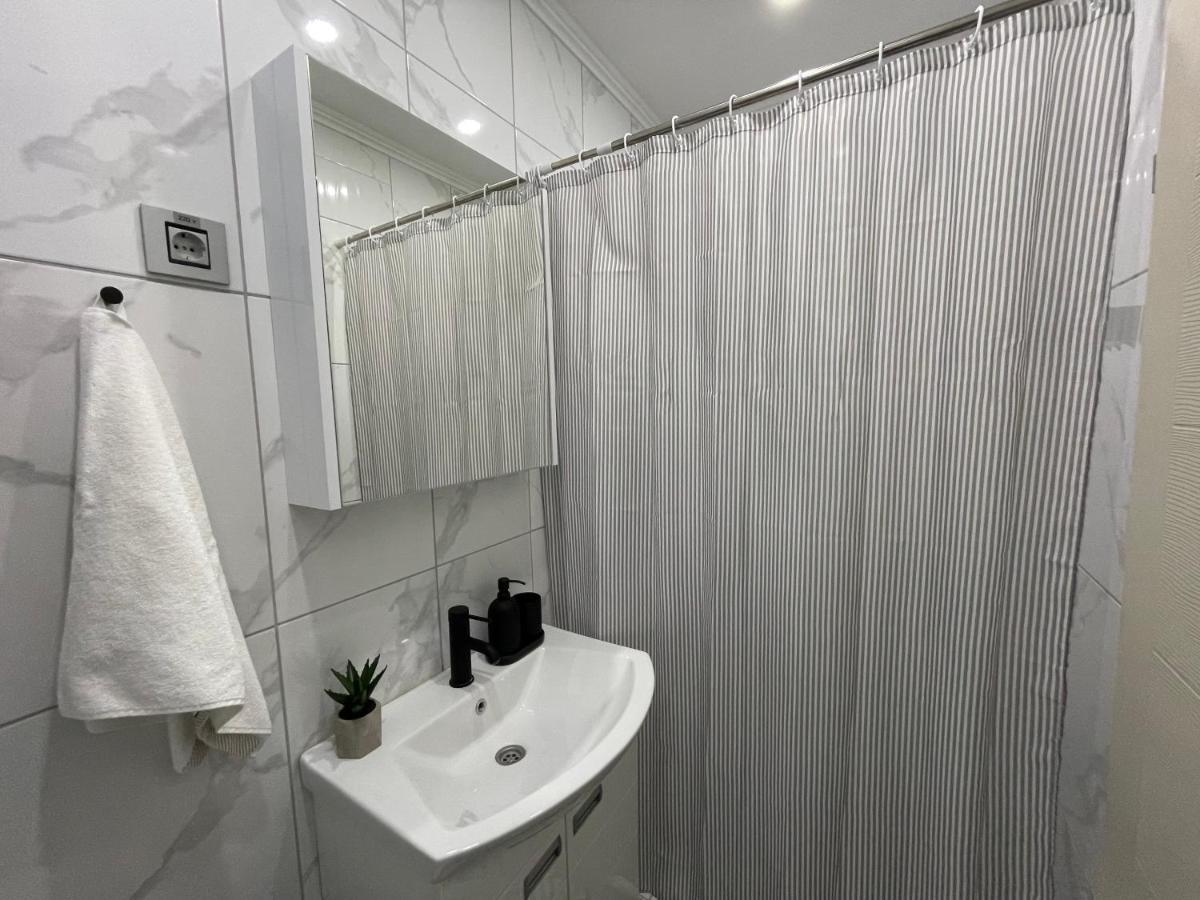 Apartments Tema Сомбор Екстер'єр фото