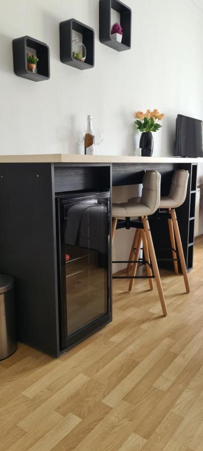 Apartments Tema Сомбор Екстер'єр фото