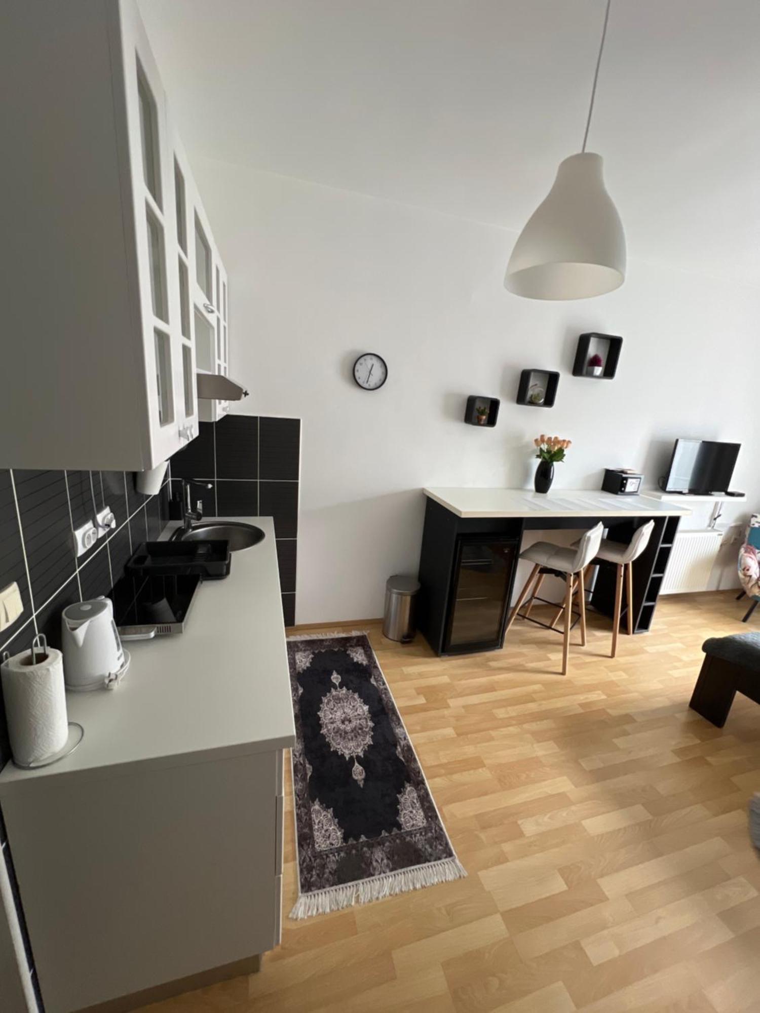 Apartments Tema Сомбор Екстер'єр фото